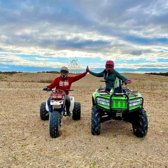 Meet your Posher, Danielle - Picture 1 of 1